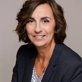 Susan søger 70-85 m2 lejlighed til leje