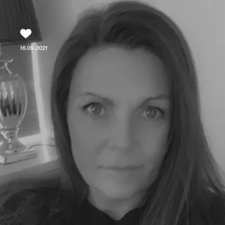 Bor alene med 3 drenge efter skilsmisse. <br />Er sygeplejerske og har de sidste 11 år været ansa...