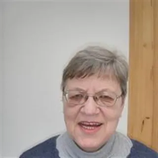 Kun stueetagen og i god stand. Flexibel i forhold til indflytning og god forhold til udlejer.